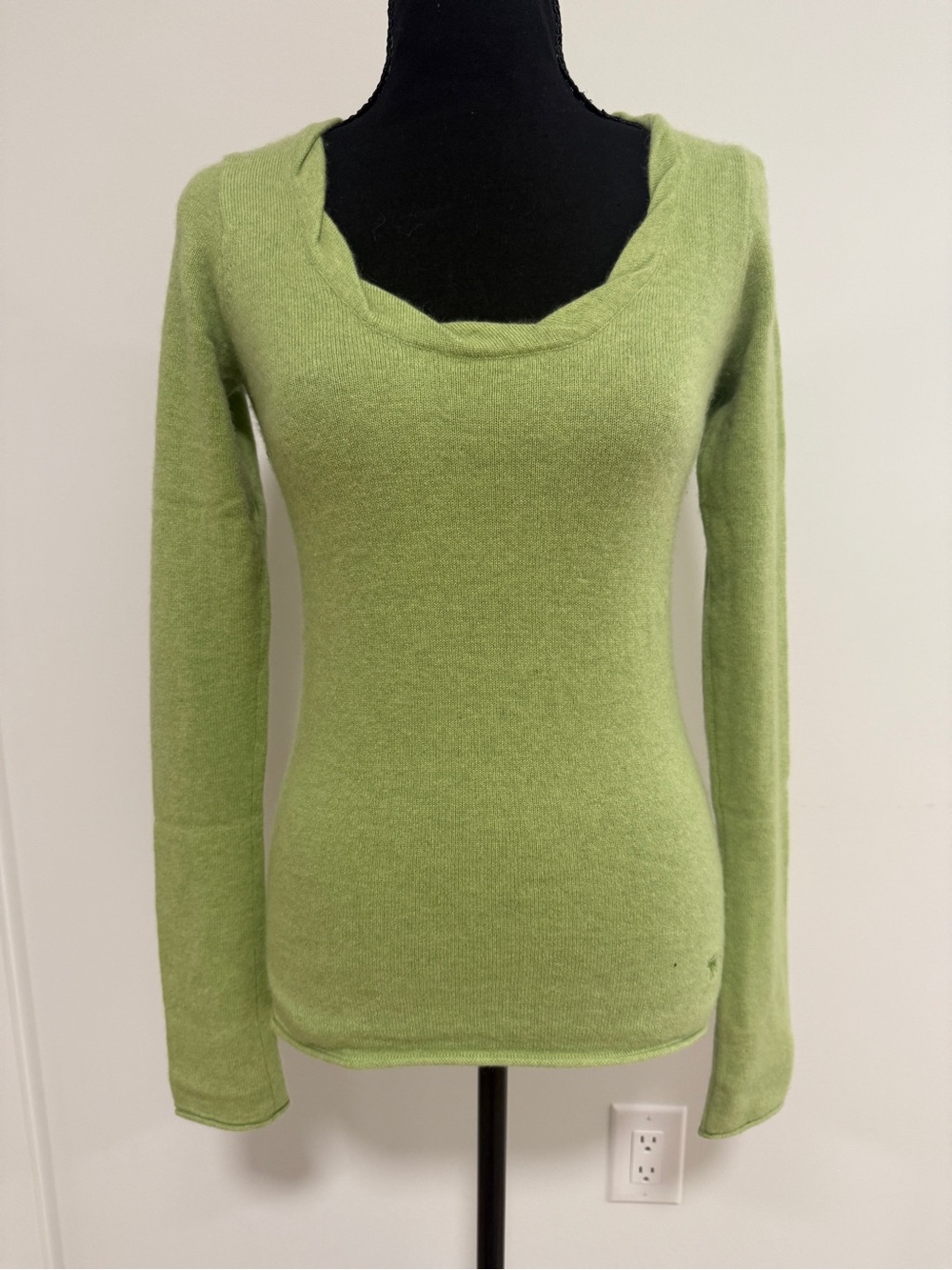 Vintage Abercrombie Ezra Fitch M 100% Cashmere Lime Green Braided Neck Sweater